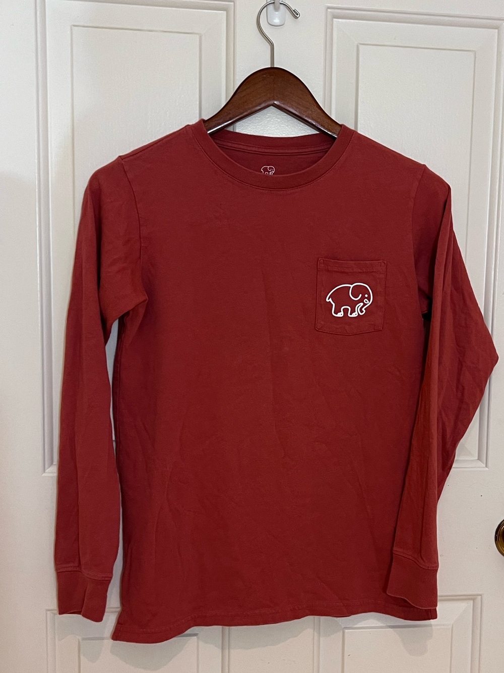 Ivory Ella Women’s Long Sleeve Pocket Tee - Soft Light Red